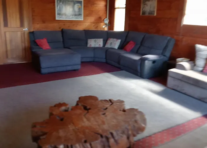Hot Spa Log Fire Up To 16 Guests