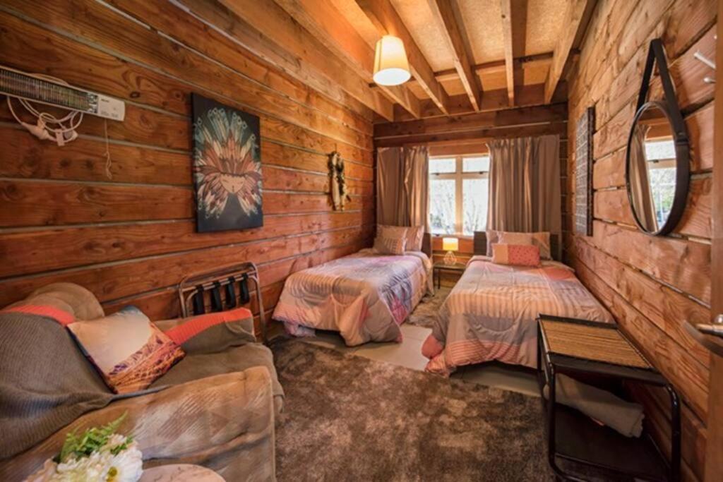Hot Spa Log Fire Up To 16 Guests *