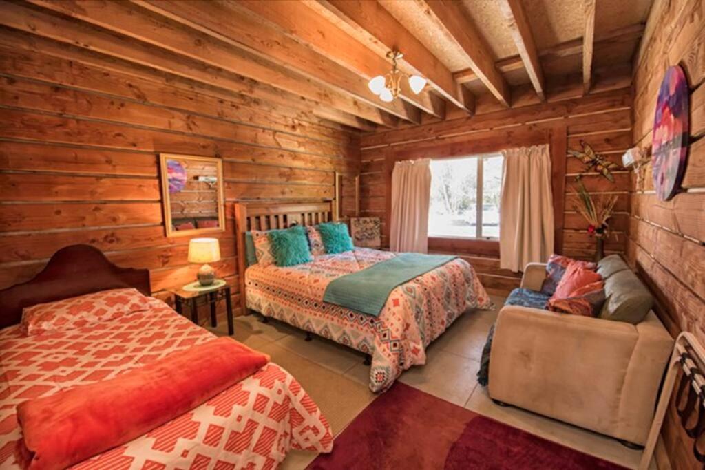 Hot Spa Log Fire Up To 16 Guests Rotorua